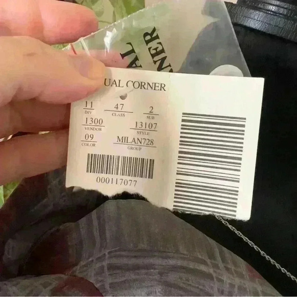 Vtg 90s NWT Casual Corner 100% Silk Red Grey Block Blouse - Size 14 - Picture 5 of 7